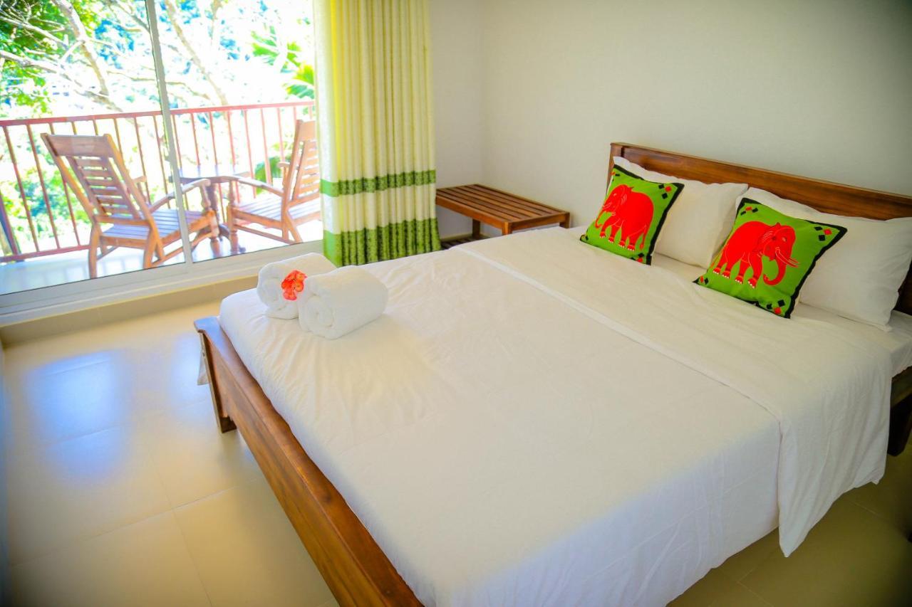 White Lodge Kandy Esterno foto