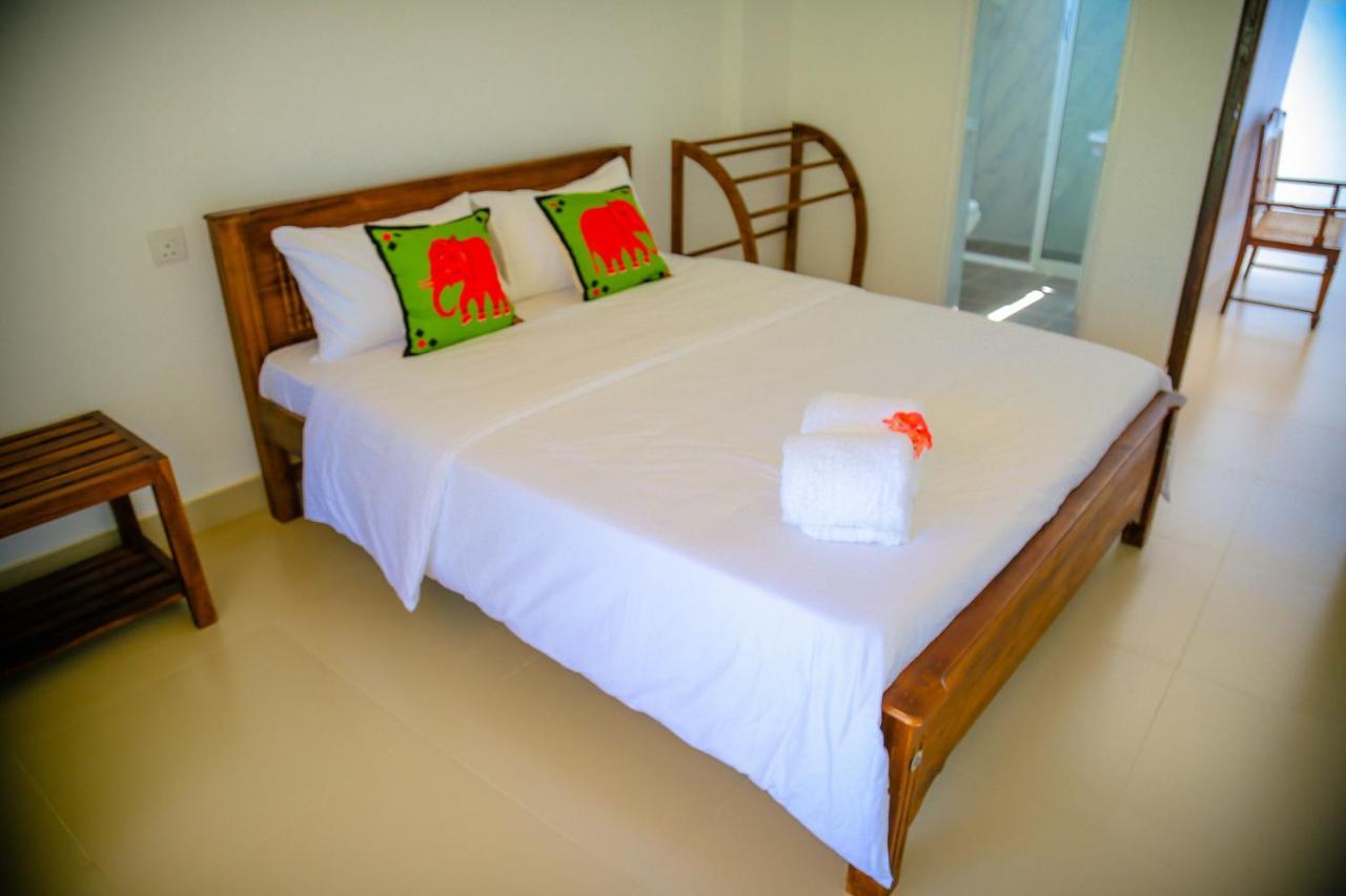 White Lodge Kandy Esterno foto