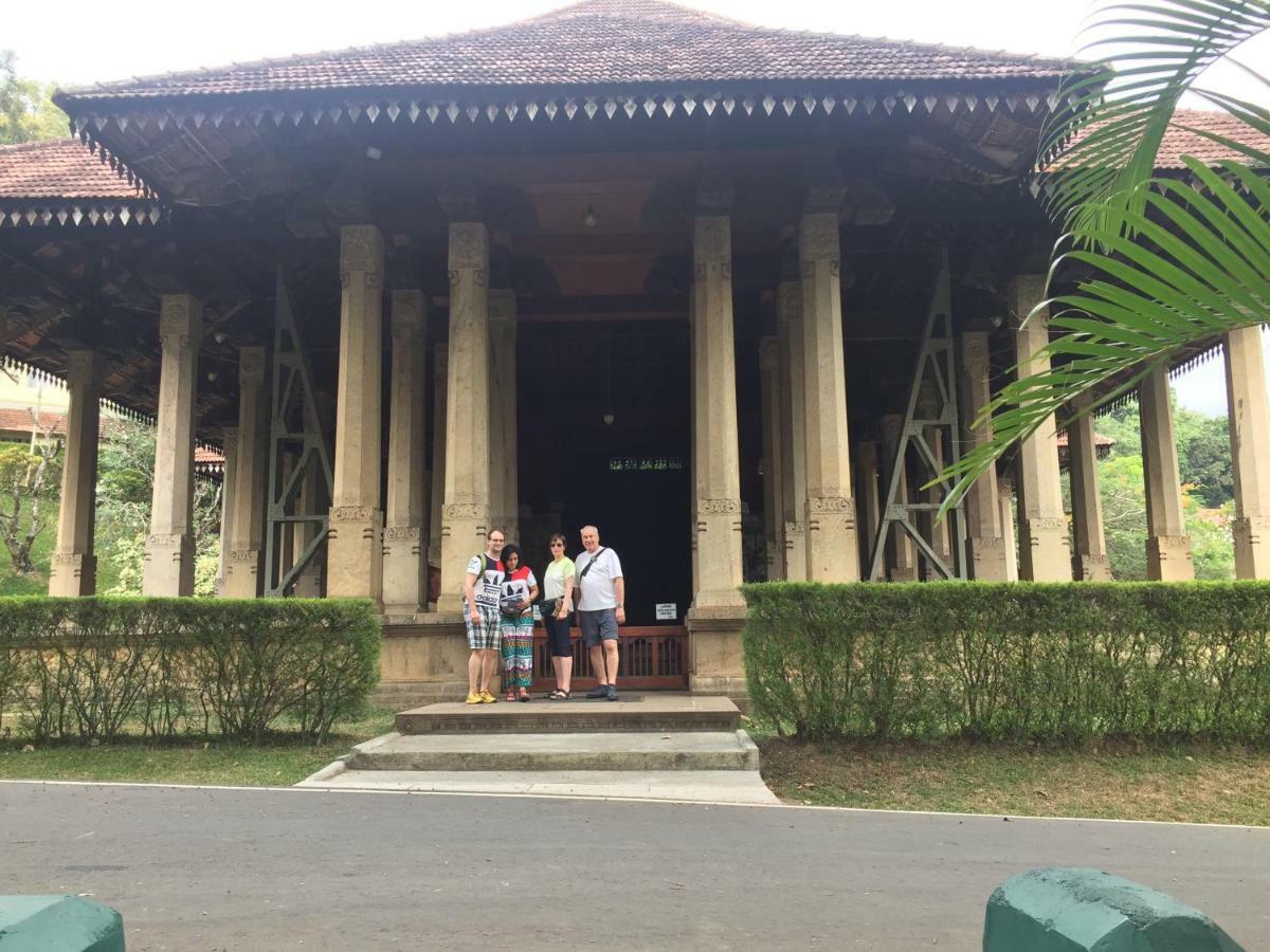 White Lodge Kandy Esterno foto